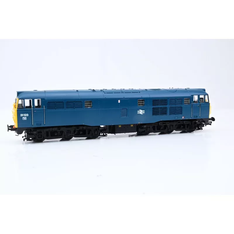 Bachmann OO Gauge 35-805SF Class 31/1 BR Blue w/ Yellow Ends, Sound Fitted No.31123 - Boxed