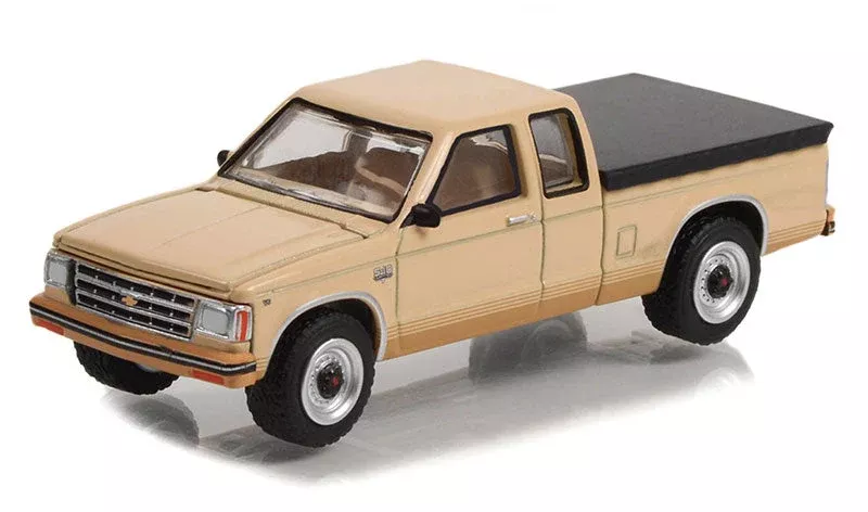Greenlight 35240-C 1/64 Scale 1983 Chevrolet S-10 Durango Pickup