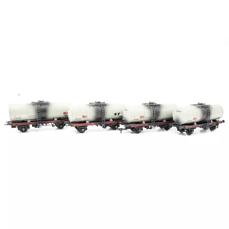 Heljan OO Gauge Rake of 4 Grey Tank Wagons - Unboxed