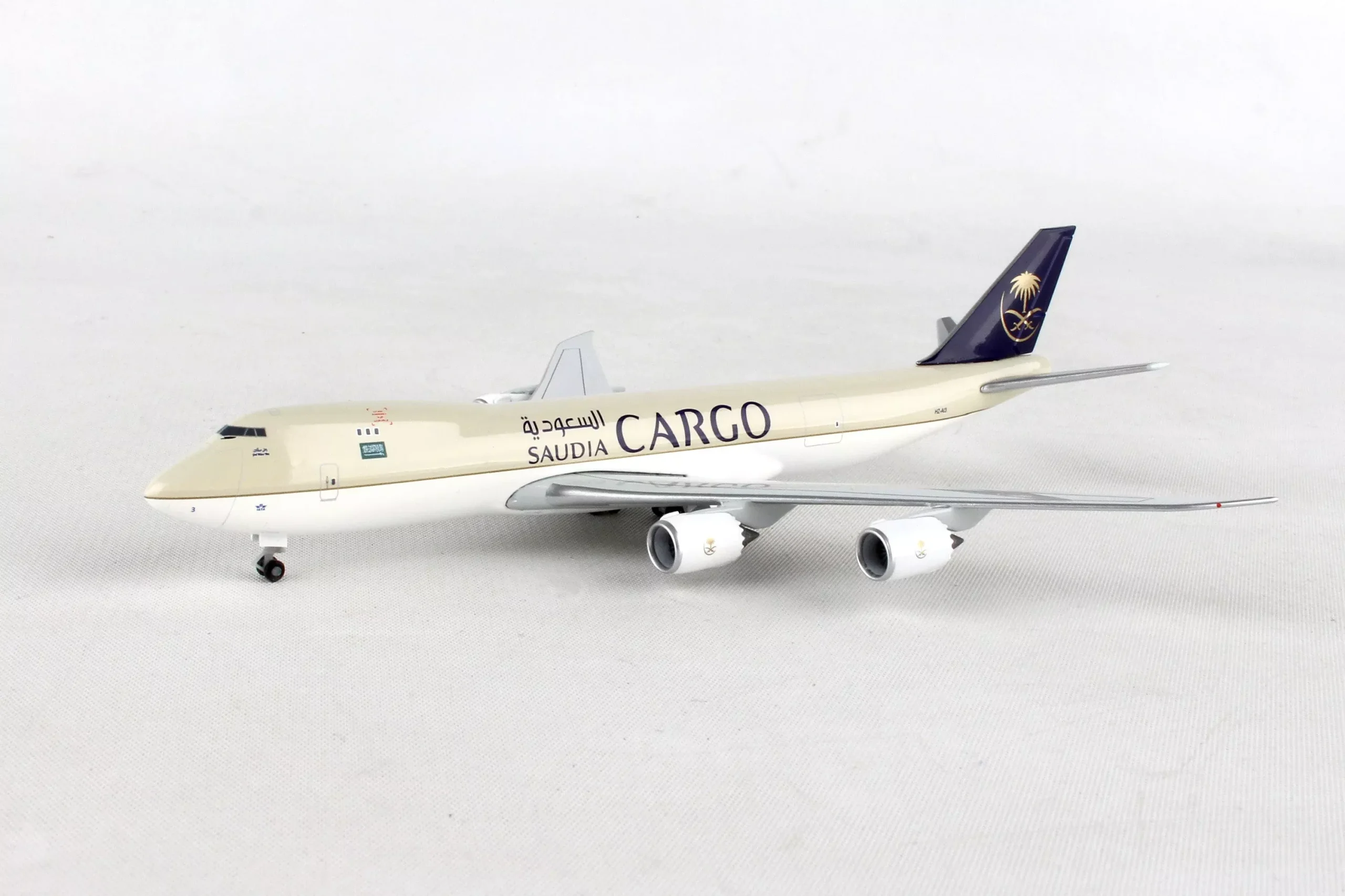 Herpa Wings HE532891 Saudi Cargo 747-8F 1/500