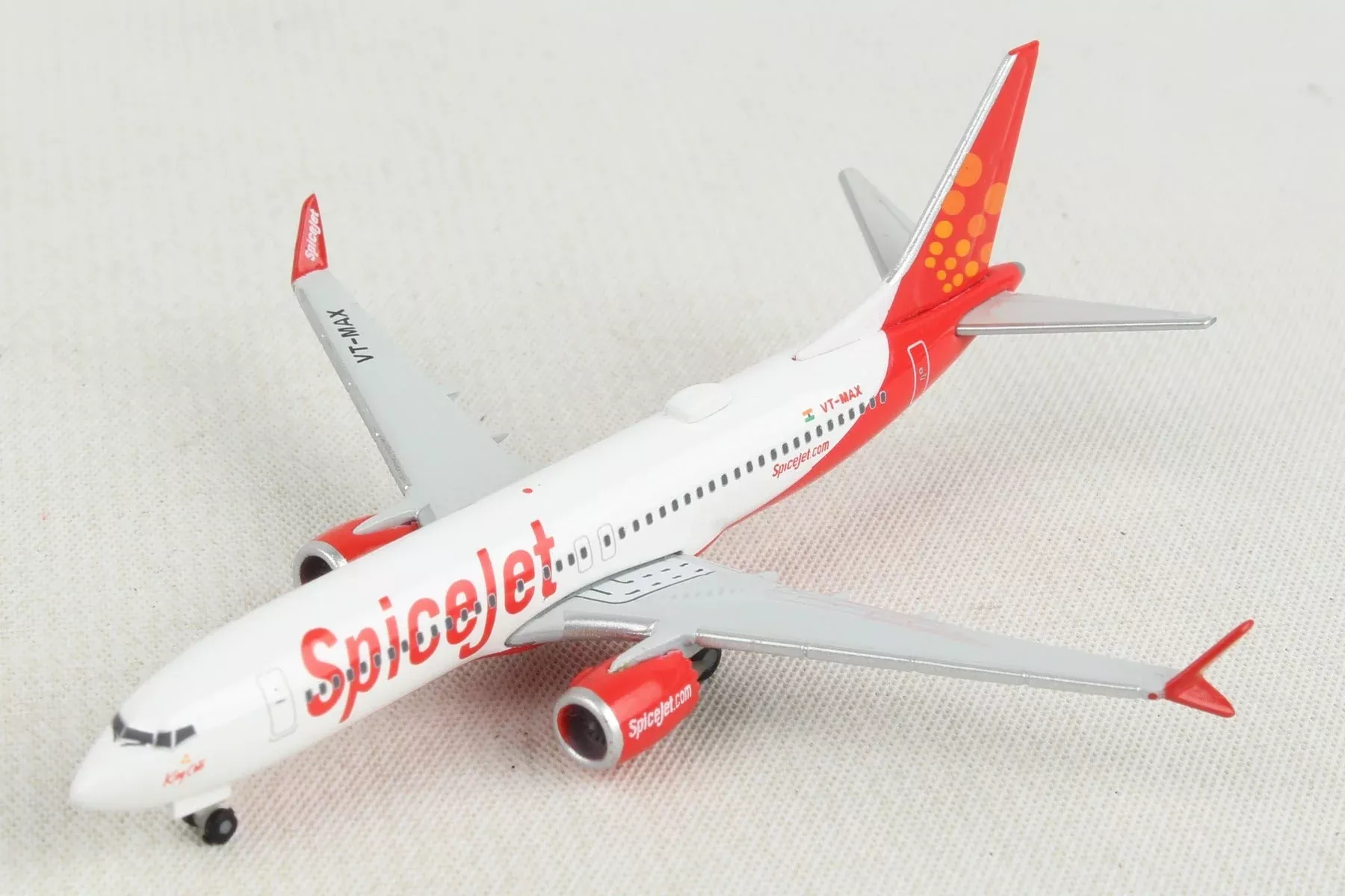 Herpa Wings HE533638 Spicejet 737Max8 1/500