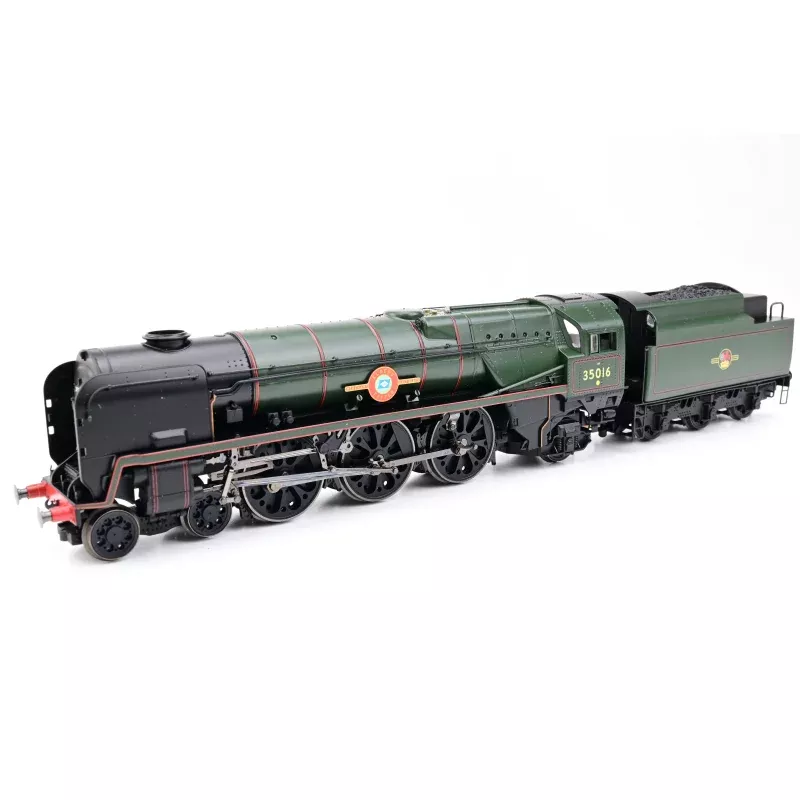 Hornby OO Gauge R2310 BR Green Late Crest Merchant Navy Class No.35016 'Elders Fyffes' - Boxed