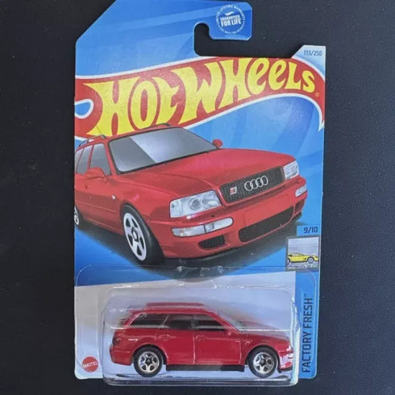 Hot Wheels Factory Fresh 9/10 '94 Audi Avant RS2 Red