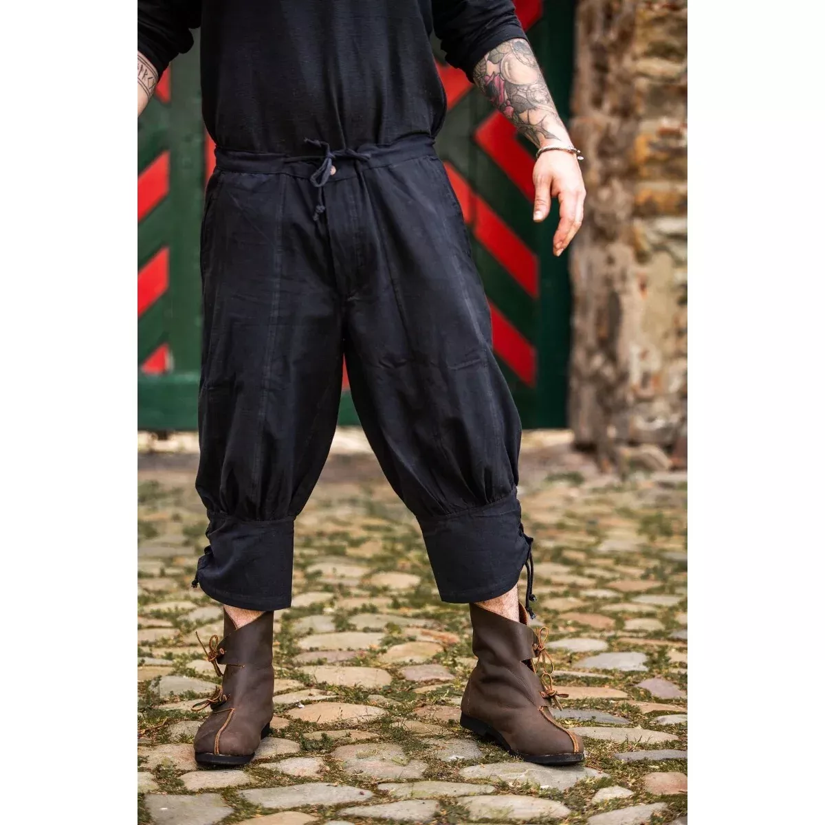 Medieval Knee Breeches Laurence with Lower Leg Lacing black