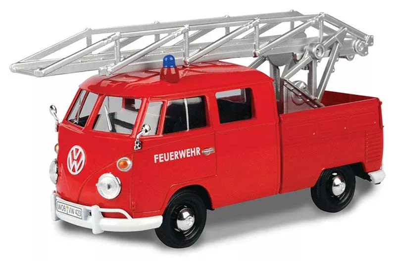 Motormax 79584 1/24 Scale Fire Service - Volkswagen Type 2 T1