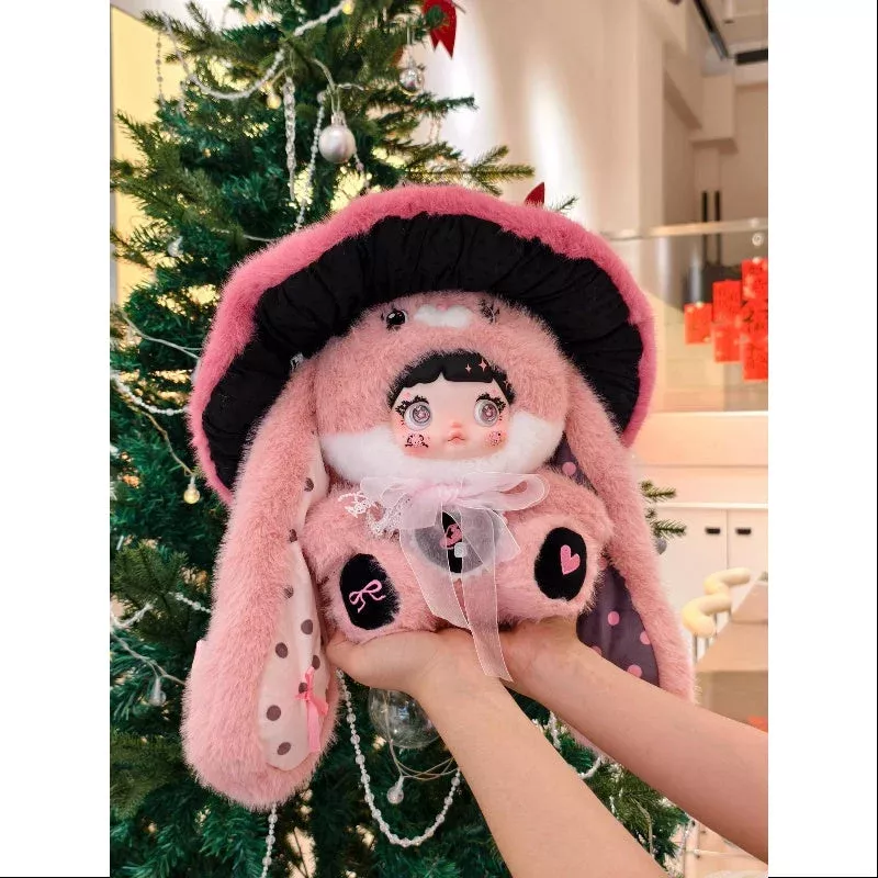 Nommi Mushroom Hat 400% Vinyl Plush Doll Series Caprielle