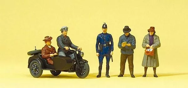 Preiser 10565 HO Scale Pedestrians -- Pedestrians, Passengers & Motorcycle