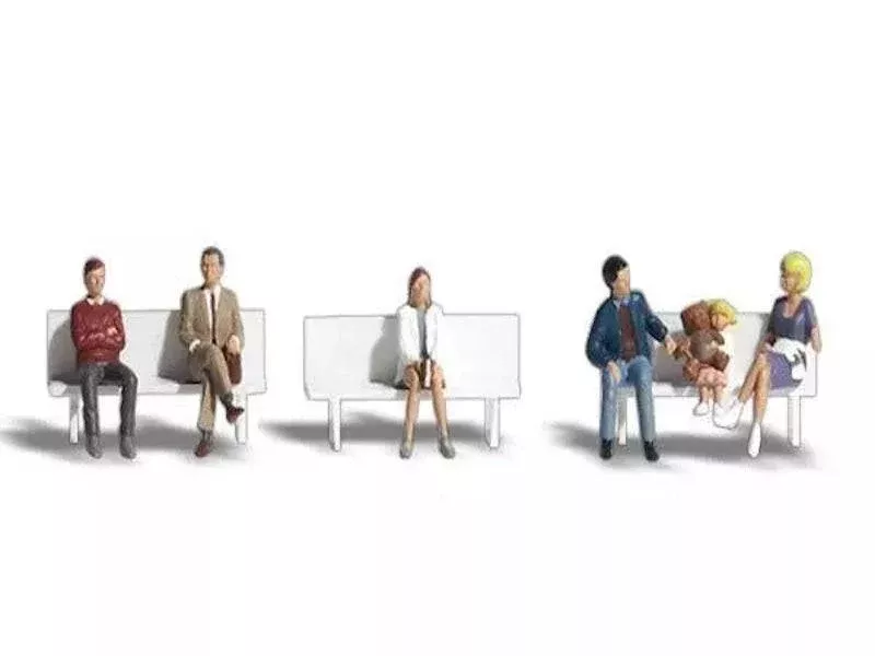 Woodland Scenics A2134 N Train Figures Bus Stop People